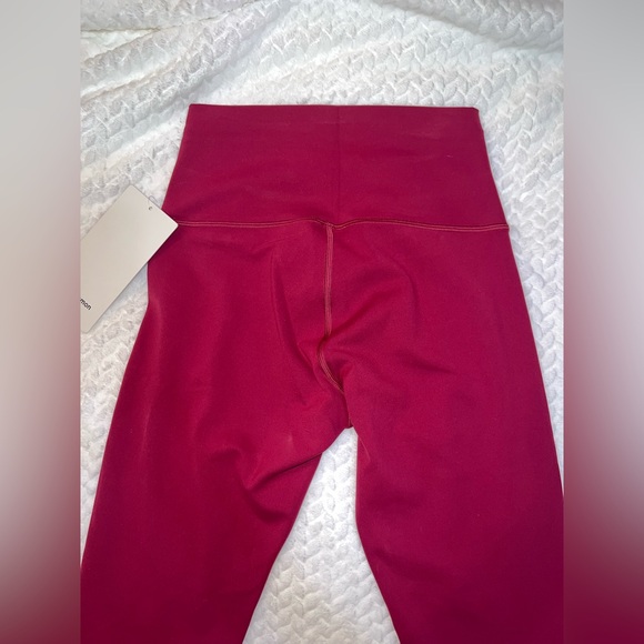 Lululemon Wunder Train HR Tight 25” | Size 6 | MGTS | NWT - Picture 3 of 8